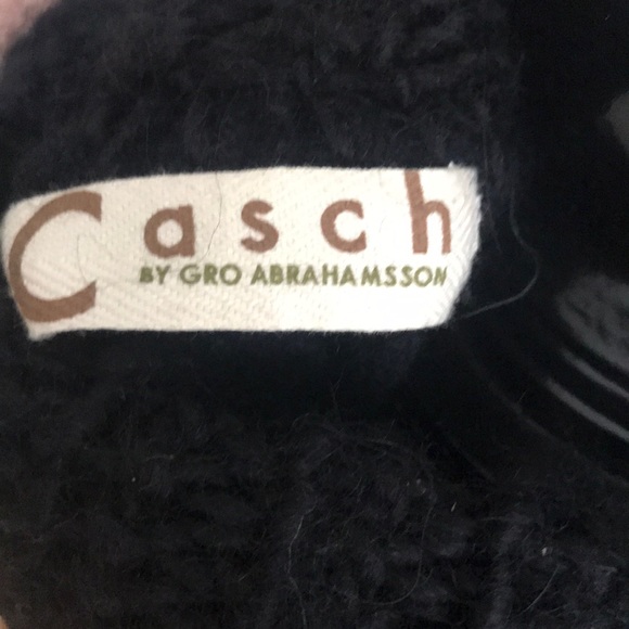 Casch by Gro  boiled wool shawl - Picture 5 of 6